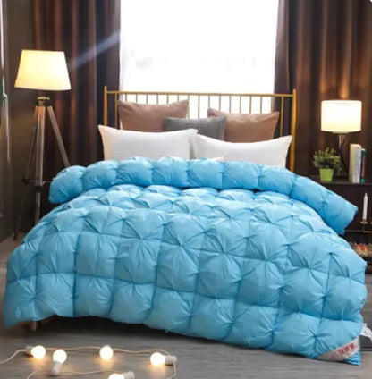 Elegant Luxe Goose Down Quilt: Quilted Cotton Comforter