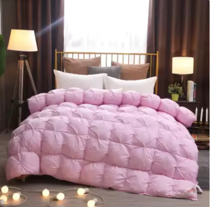 Elegant Luxe Goose Down Quilt: Quilted Cotton Comforter